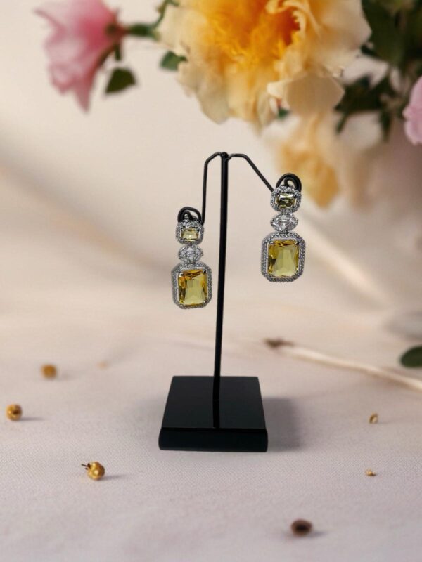 Earring #120 - Image 2