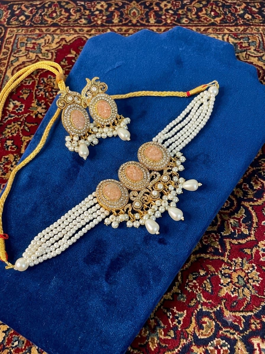 Peach crushed stone choker set - Image 2