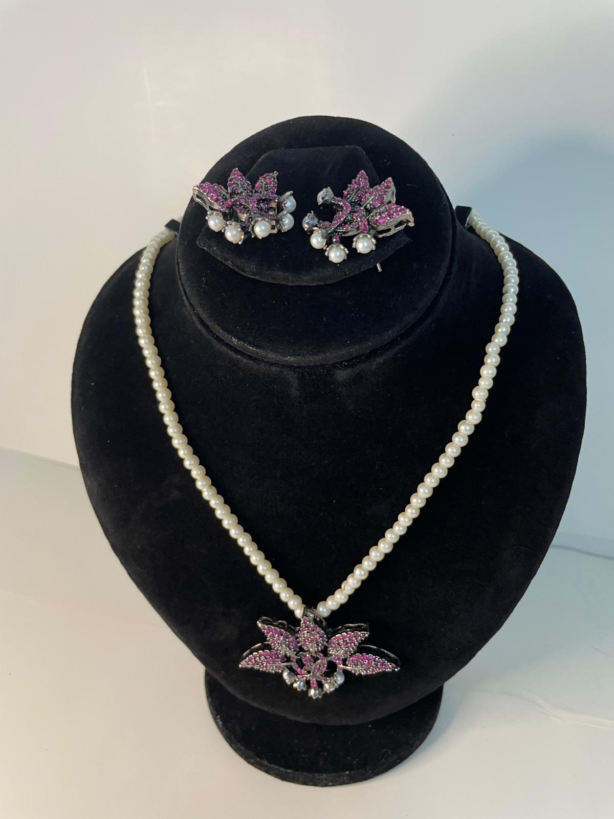 Statement Necklace Set. - Image 2