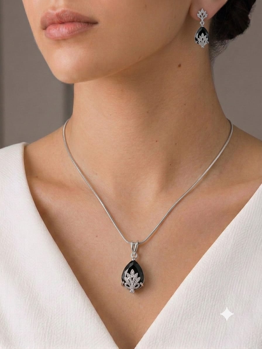 Black Jewelry Set.