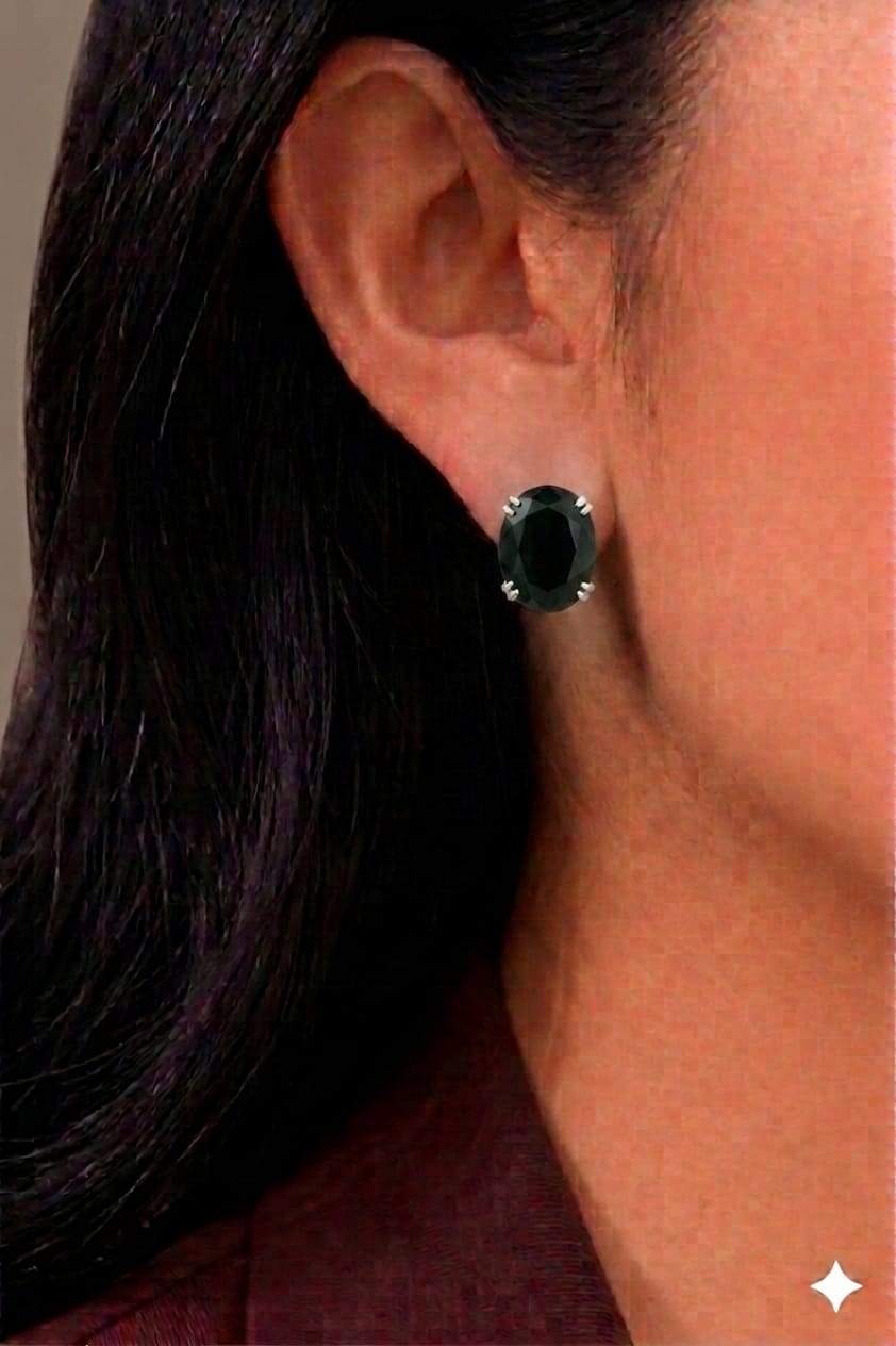 Emerald green doublet stud
