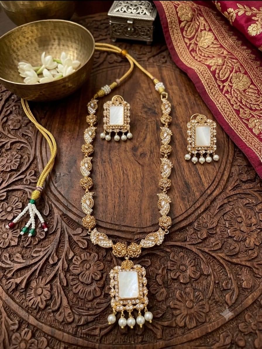 Necklace set - Image 2