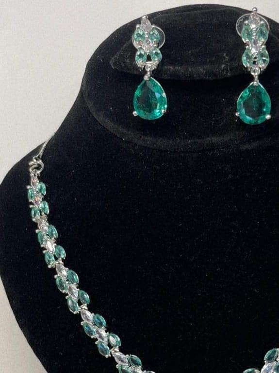 Green doublet necklace#02 - Image 3