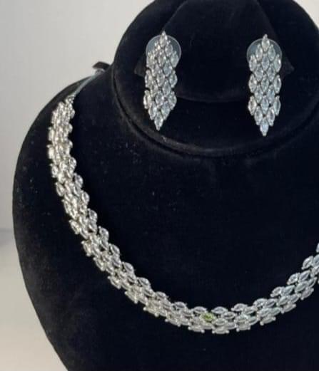 Minimalist Silver Leaf Set - Image 2