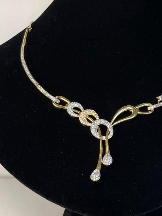 Elegant Drop Necklace Set - Image 2
