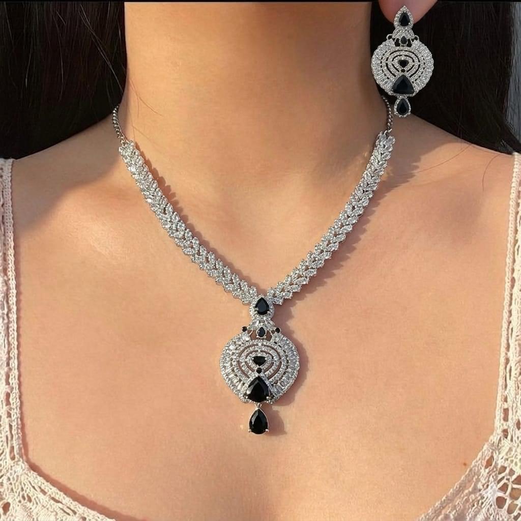 Traditional Ethnic Drop Set