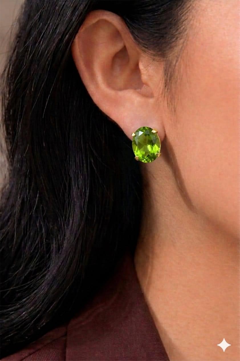 Apple green oval stud