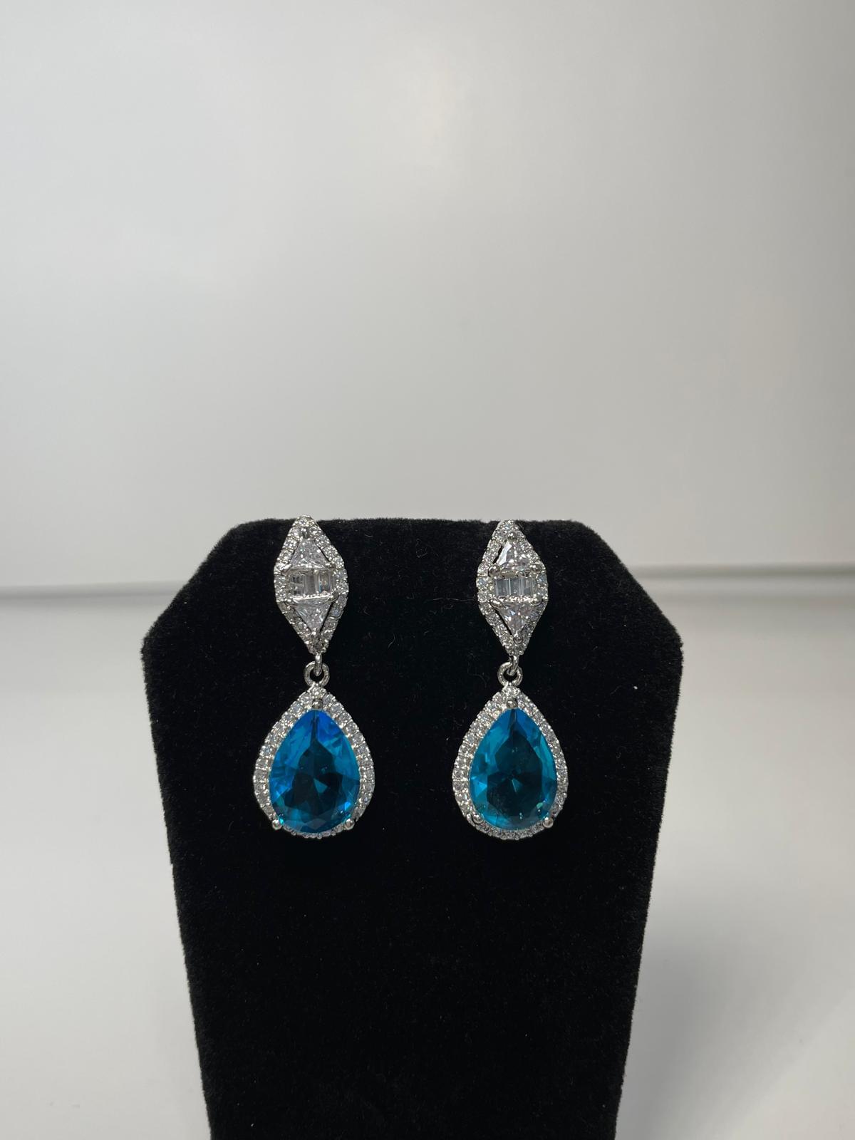 Teardrop Statement Earrings - Image 3