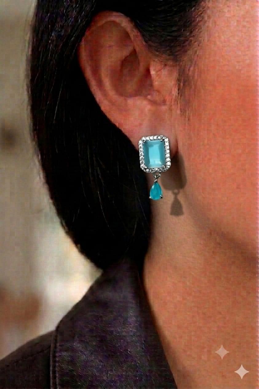 Doublet stone earring