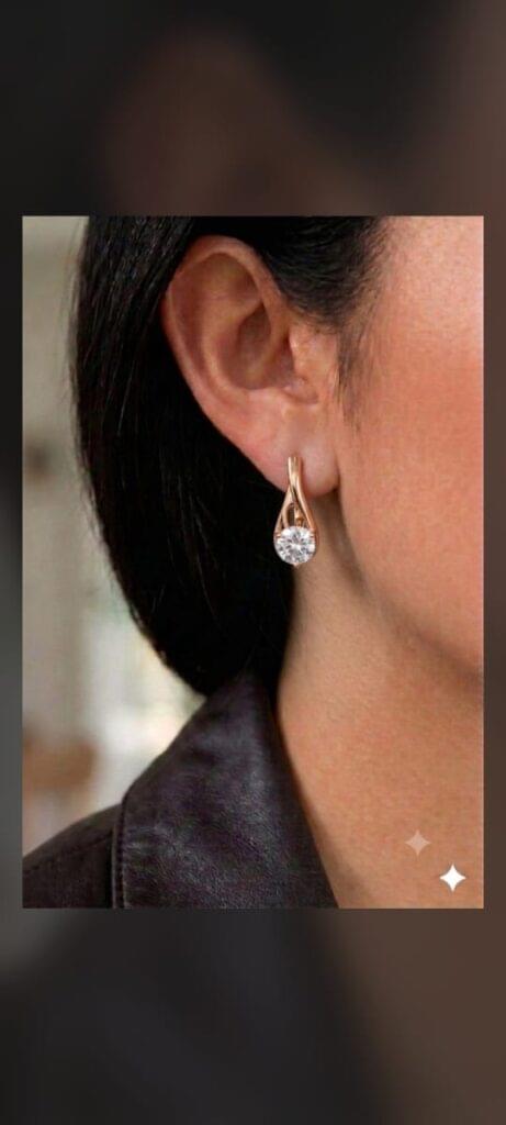 Classic Solitaire Teardrop Earring