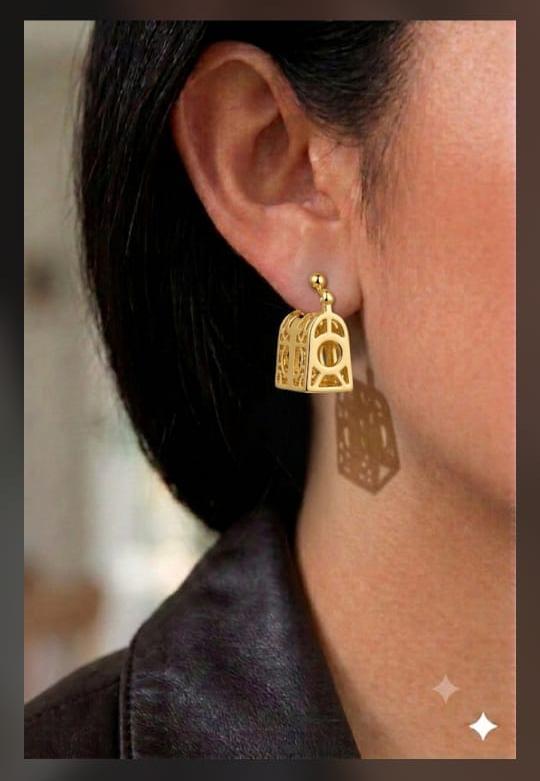 Designer-inspired earring