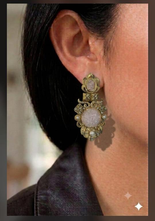 Blush pink crushed stone earring