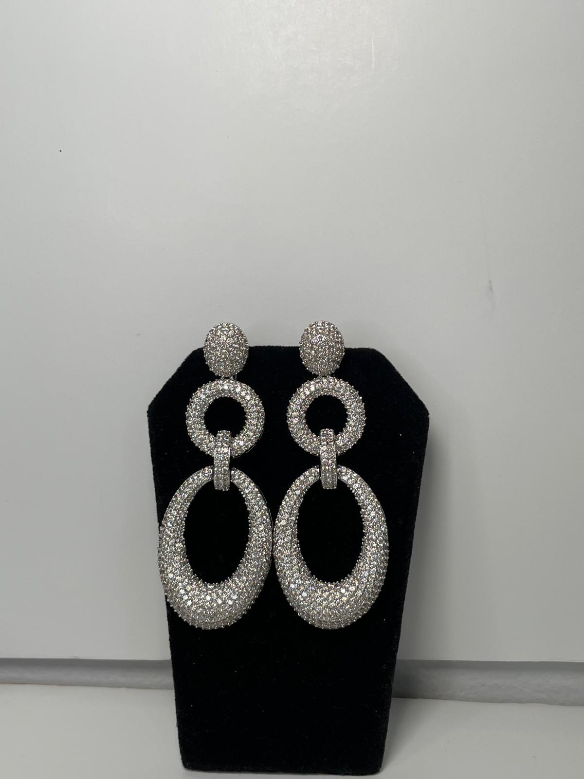 Triple-Tier AD nano setting earrings - Image 3